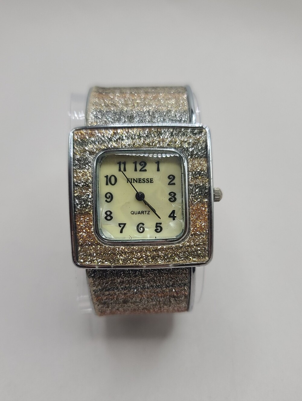 Finesse Glitter Cuff Bracelet Watch